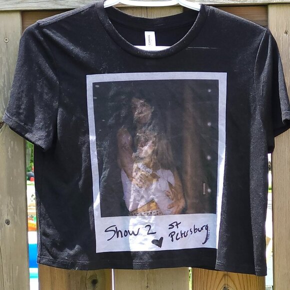 SABRINA CARPENTER Emails I can't Send Polaroid Tour t-shirt Cropped Women's S - Picture 1 of 6
